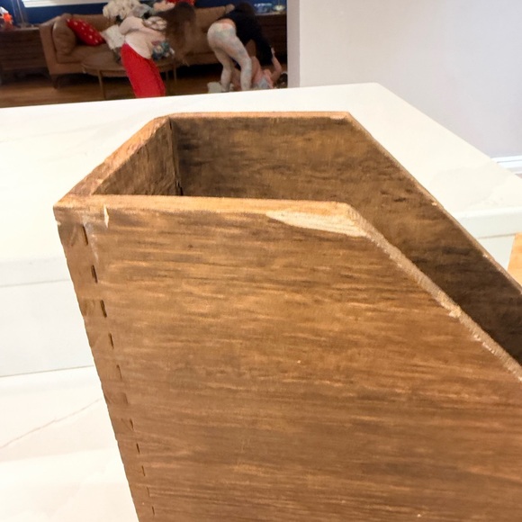 Threshold Wooden Magazine File - Picture 3 of 6